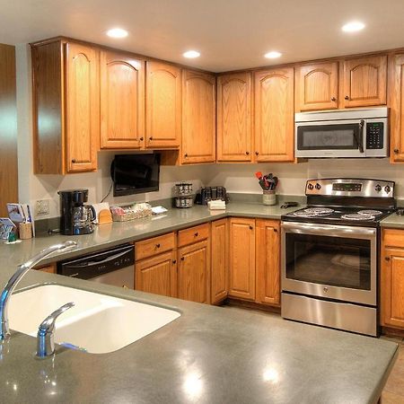 Sierra Springs - 4BR/3BA Holiday Home Oakhurst Exteriör bild