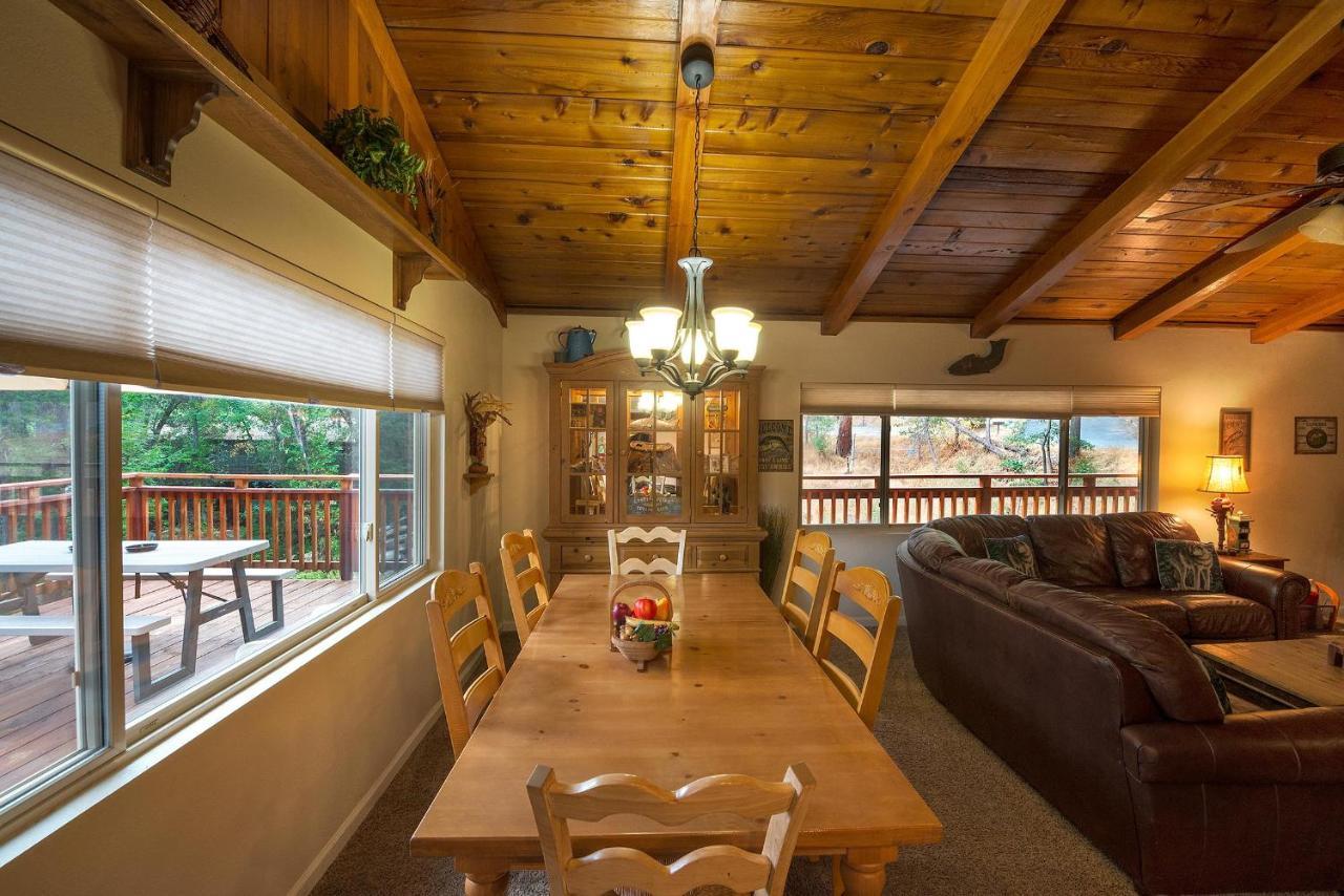Sierra Springs - 4BR/3BA Holiday Home Oakhurst Exteriör bild