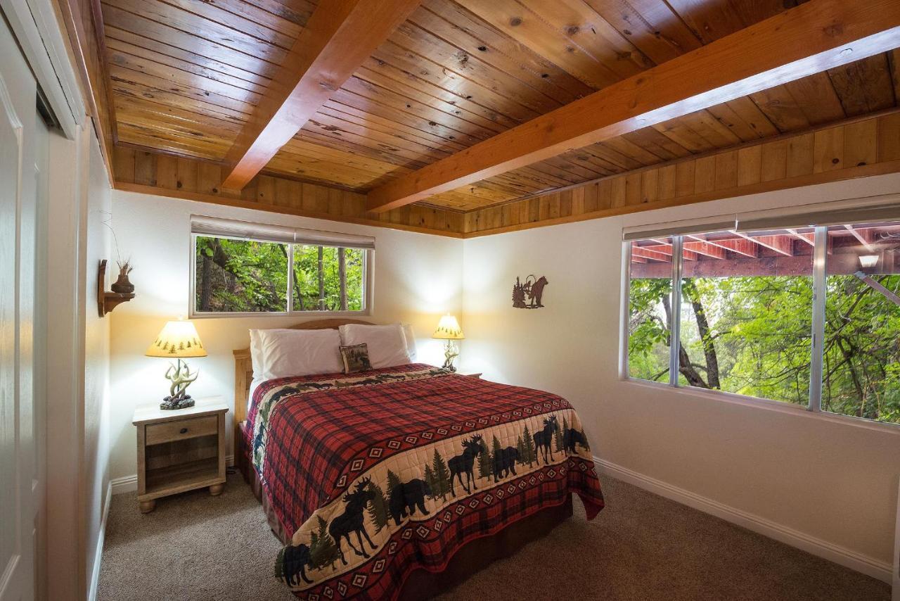 Sierra Springs - 4BR/3BA Holiday Home Oakhurst Exteriör bild